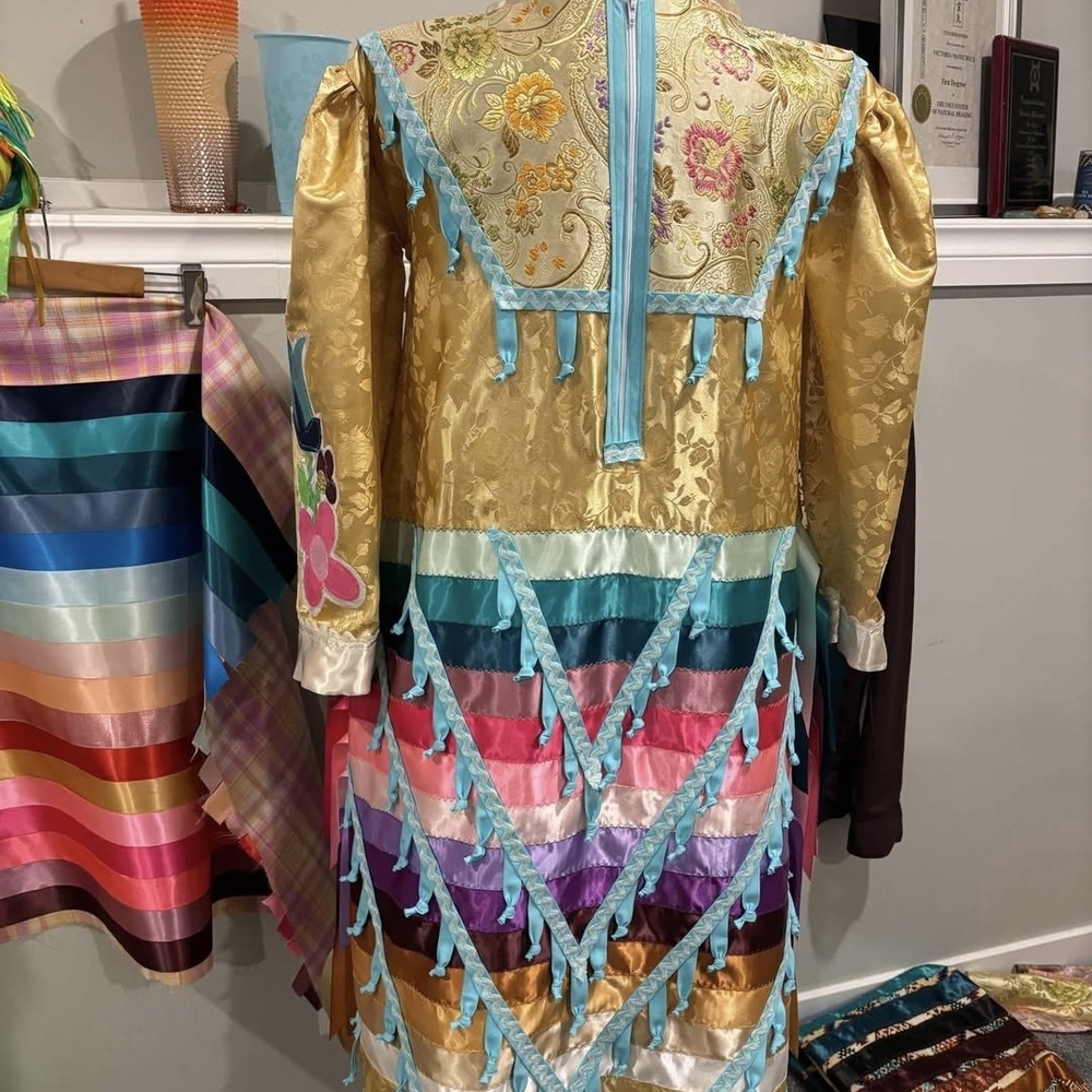 Asymmetrical Gold and Multicolor Dress - Picture 6 of 7